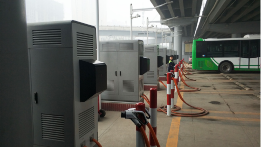 向陽集團(tuán)充電樁圖片